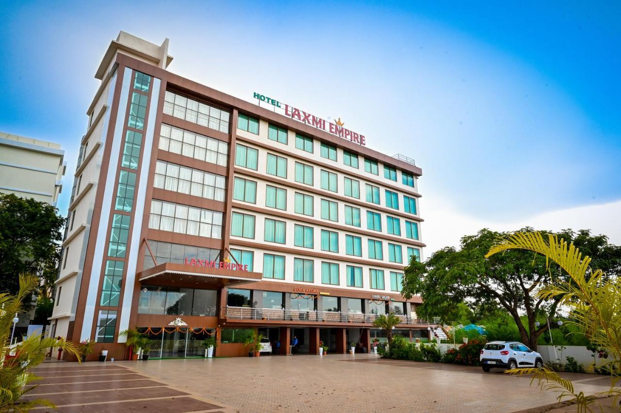 Hotel Laxmi Empire GOA Екстериор снимка