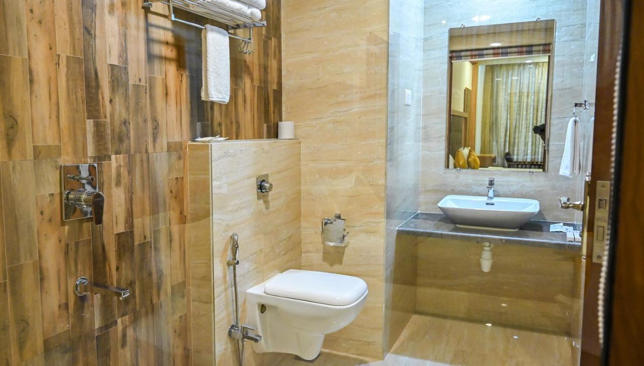 Hotel Laxmi Empire GOA Екстериор снимка
